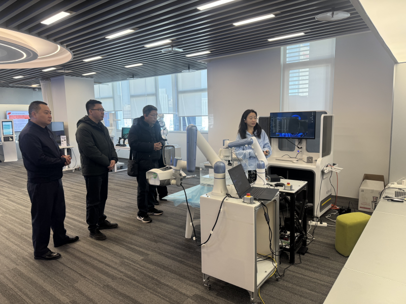 自贡创发集团赴成都对接华西医疗机器人项目